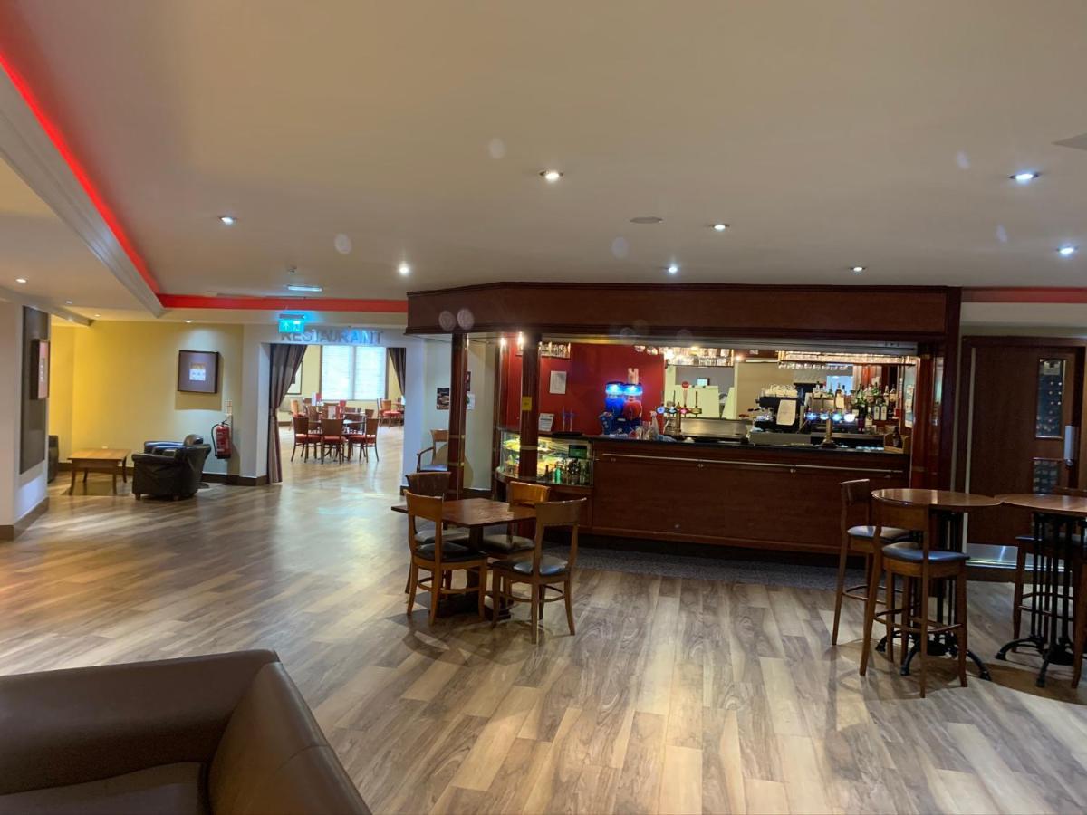 Keer Side Lodge, Luxury With Private Hot Tub At Pine Carnforth