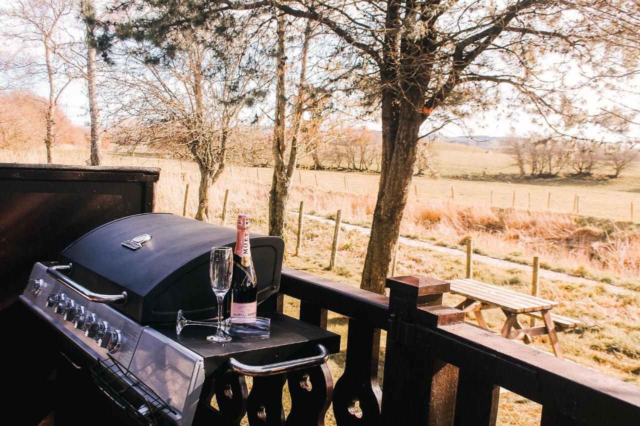 Keer Side Lodge, Luxury With Private Hot Tub At Pine * Carnforth